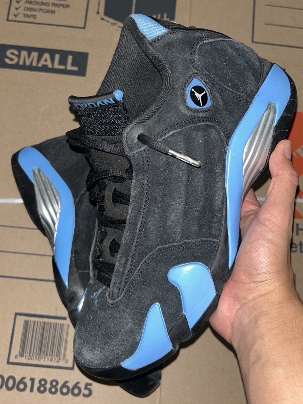 Air Jordan 14 Retro "Black
University Blue"
